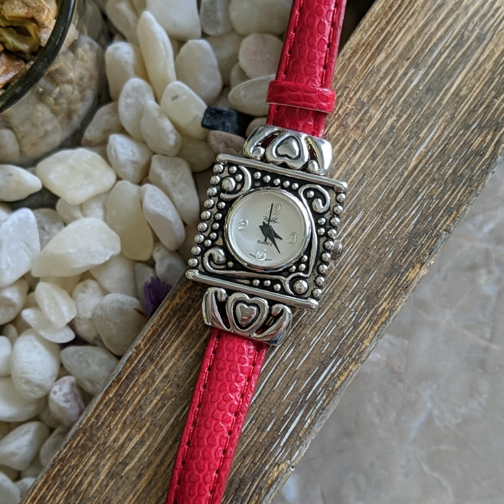 NWT  Bingham Red watch